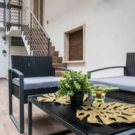 Casa Gabry Design A Due Passi Dal Centro E Dal Mare Lägenhet